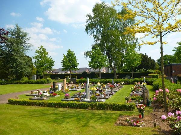 Neues Urnenfeld auf dem Friedhof in Straelen